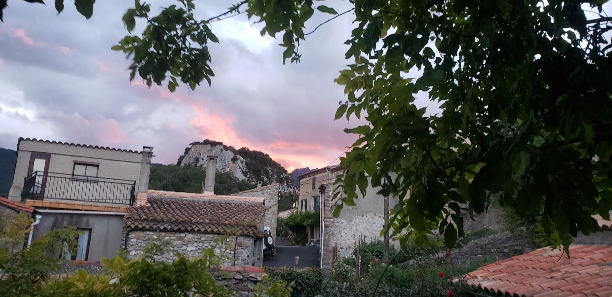 Le Chateau Camps-sur-l'Agly Eksteriør billede